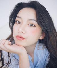"Makeup | 少女以上,熟女未满的藕粉色look"