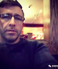 ��ү�ǵĵ��װְ֣���Ů�����ڳ����������ӽ̳�