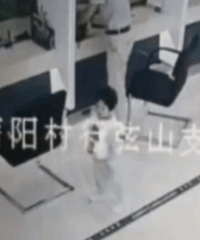 �ң�����3���ͯ���й�̨ǰ�� ����ѹ����