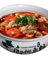 "杭州吃货注意,庆春路上开了家美食城,开业正在搞事情,有鱼有串