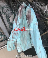 �������ӵ�Ů������ΧŹ ������6����ͷ��Ѫ��