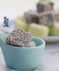 好吃到cry的人气甜品椰丝小方