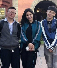 胖子都是潜力股!柳岩点赞经纪人3个月狂甩50斤