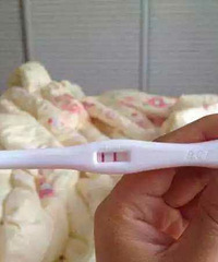 "23岁产妇生孩子生到一半,被老公制止"