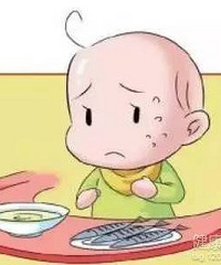"2岁男孩吃了个咸鸭蛋,5小时呕血7次,多脏器衰竭,差点没命"