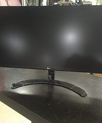 "LG34um59显示器,34寸带鱼屏,就用了一次,买不到一星期"