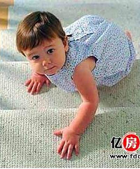 "1岁半宝宝头上摔出包父母不在意 一查颅内大出血"