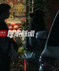 独家:形单影离! 姚笛聚餐后独自看电影