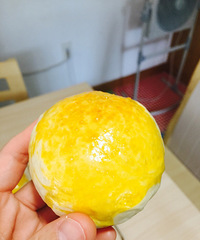 "葱香热狗爆浆奶酪包"