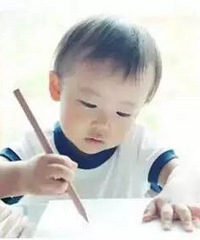 "8个月的宝宝会走好吗?这6件事,孩子真不能过早学!"