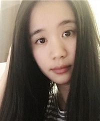 脸好小的萝莉姑娘,邻家妹妹型~