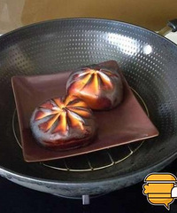 "黑暗料理界?包子蒸一蒸变香菇!"