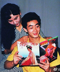六小龄童庆祝结婚29周年纪念日 他的妻子好美