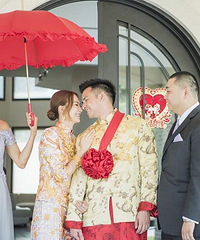 王君馨美国低调办婚礼 处女帮差不多都嫁了