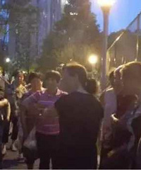 又一起!南京广场舞大妈和篮球小伙起冲突 警察出动