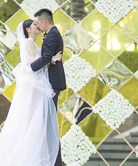 吴中天杨子姗三亚婚礼热吻 赵薇苏有朋赵又廷到场