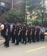 "余杭街道庭院深深小区维权 高架噪音污染严重"