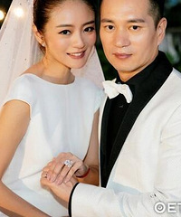安以轩623办归宁宴 3套钻戒合计两千万超壕气 网友:霸气的婚礼