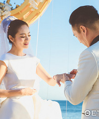 安以轩婚礼邀请卡曝光星光熠熠 3套婚戒约1亿元