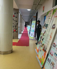 "直击!2017年杭州公办小学报名现场~"