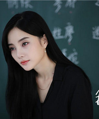 《我们的少年时代》曝李小璐特辑 演绎教导主任