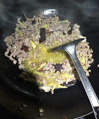 "湖南菜:爆炒羊肉"