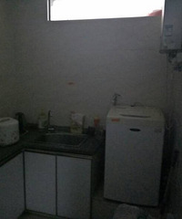 1400元转租明月嘉园一区单间