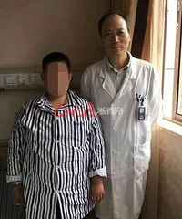 "杭州20岁小伙身高152厘米,体重超180斤,他说这都怪妈妈!"