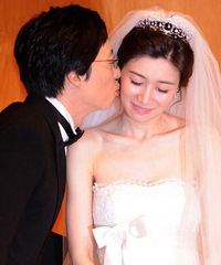 刘在石结婚9年 罕见告白妻子:我爱你