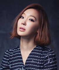 李智慧承认与圈外人男友相恋 否认今秋结婚