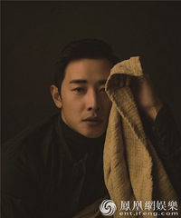 罗晋暗色系杂志封面曝光 身影萧肃挺拔目光真诚