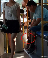 太变态!这么多人你也敢!