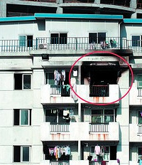 儿子坠亡 爸妈把房东告了