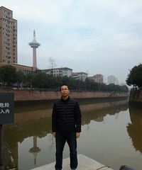 73年生未婚中学教师,身高172,体重1