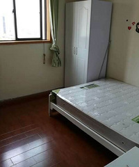 文三路与学院路 华门世家 精装一室一厨一卫 朝南 价格2700
