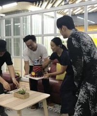陈奕迅生日获新歌声其他导师准备惊喜 许愿要拿冠军