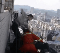 �գ�����18¥������ ��㽫����Աק��