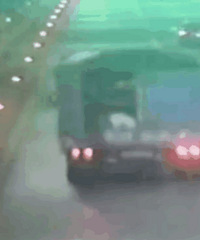 ������δ�ؽ���ʦ�ֱ�˦�ɣ��ϴ�ˤ��ô�ң�����������Ԫ˧