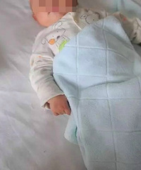 湖南一村民两幼子一个烧伤一个中毒,嫂子承认投毒已被拘留