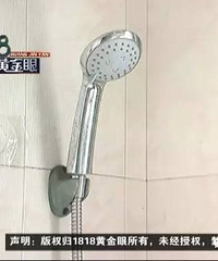 卫生间里有洞的袋子 小相机里10段视频……4名女租客发现了