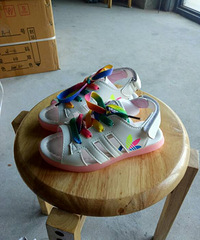 ��ͯ��Ь�ͼ۴���