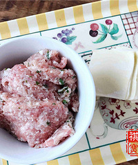 自己包小馄饨吃