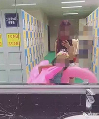 ��̫�޵¡�Ů����Ӿ�ݸ����������ģ��Ľ�����Ӿ�͸���