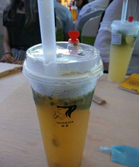 ���ں�����������ҹ֮�ν��ѻ�