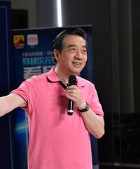 "“海带缠潜艇”的梗被笑多年 张召忠回应"