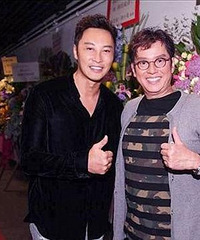 许冠杰谭咏麟红馆再开唱 谭耀文被赞“靓仔谭”
