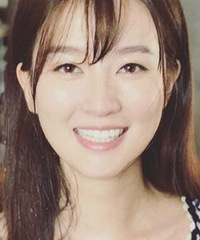 素颜也就算了还贴脸自拍 嗯 你美你任性