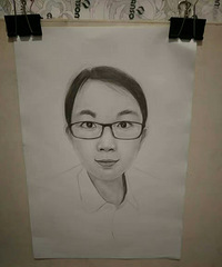 只要你不嫌我画的丑,可免费为美女画一张。