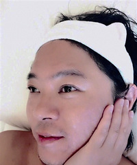 高晓松看日蚀戴猫耳自拍 天不怕地不怕,就怕大紧美如画