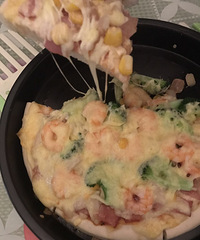 培根鲜虾杂蔬披萨